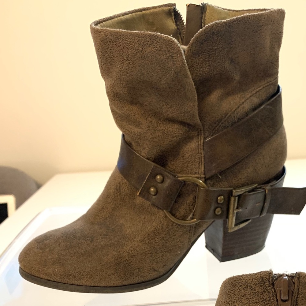 Women’s Brown Boots